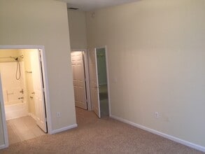 9690 Amarante Cir, Unit 12 in Jacksonville, FL - Building Photo - Building Photo