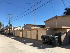 1828 Missouri St in San Diego, CA - Foto de edificio - Building Photo