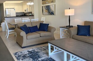 112 Seascape Dr in Miramar Beach, FL - Building Photo