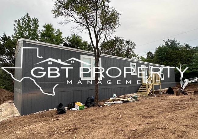6227 N Oklahoma Trail in Granbury, TX - Building Photo - Building Photo