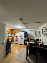 503 Wood St, Unit 2 in Bristol, RI - Building Photo - Building Photo