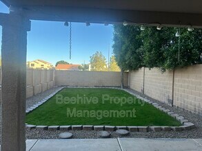 1034 W Juanita Ave in Gilbert, AZ - Building Photo - Building Photo