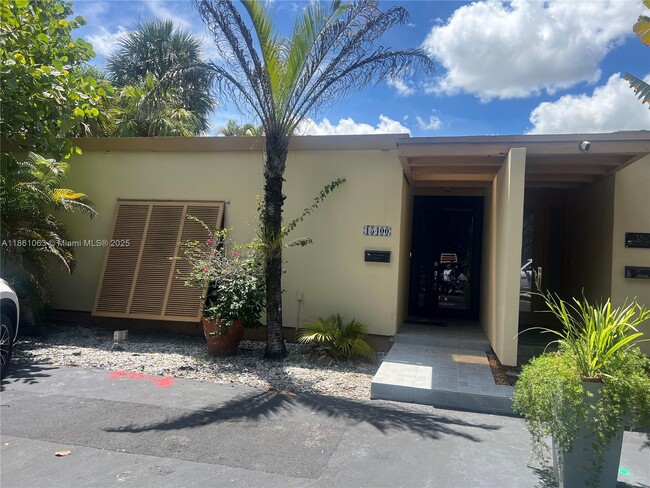 property at 15400 Sharpecroft Dr