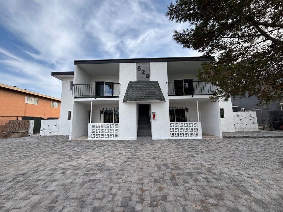 529 Kolson Cir in Las Vegas, NV - Building Photo