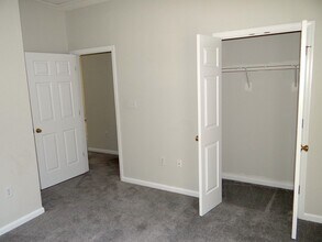 2080 Cross Gate Blvd in Myrtle Beach, SC - Building Photo - Building Photo