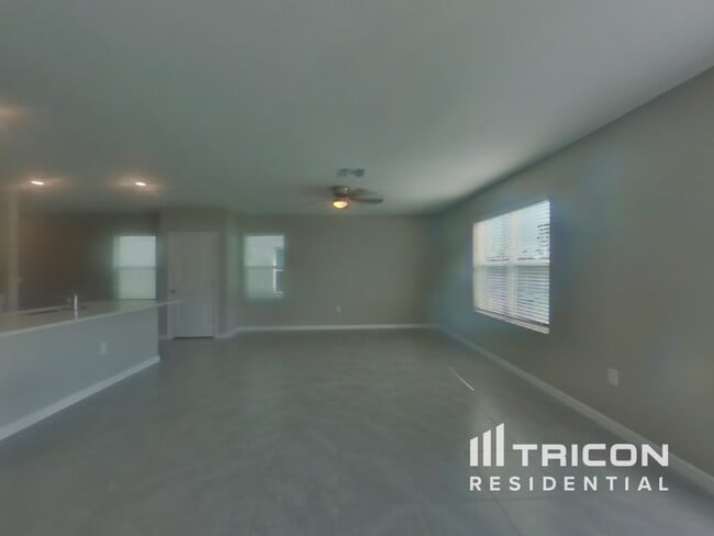 7123 Broad River Ave in Land O Lakes, FL - Building Photo - Building Photo