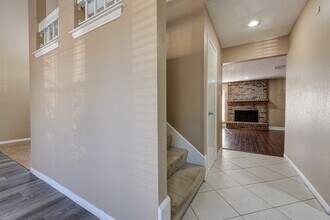21427 Park Run Dr in Katy, TX - Building Photo - Building Photo