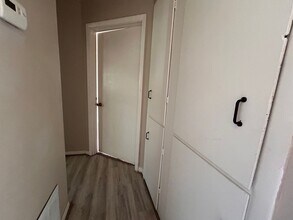 3246 S Handley St in Wichita, KS - Building Photo - Building Photo