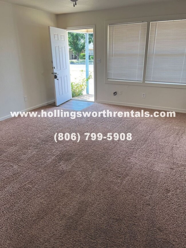 4924 35th St in Lubbock, TX - Foto de edificio - Building Photo