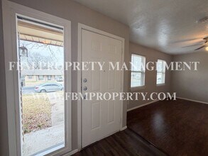 304 Clary Dr in Mesquite, TX - Building Photo - Building Photo