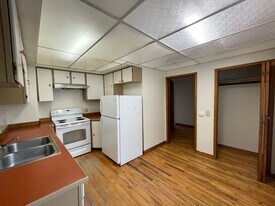 1111 E Newark Ave in Spokane, WA - Building Photo