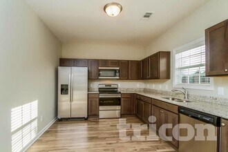 4028 Effie Seward Dr in Murfreesboro, TN - Foto de edificio - Building Photo