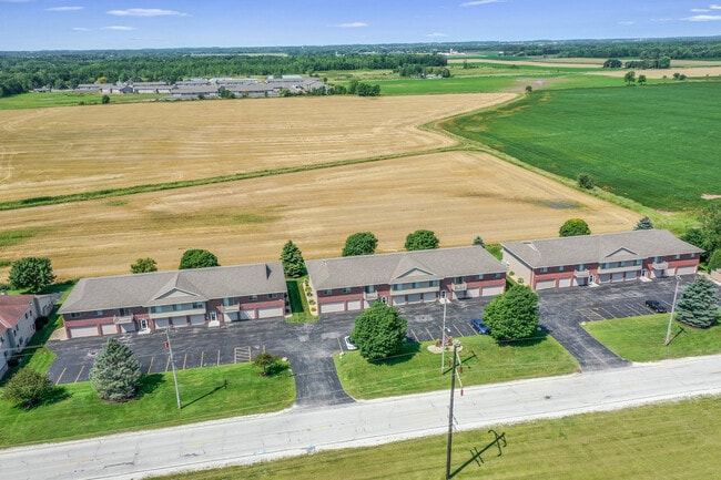 Portside Estates in Manitowoc, WI - Building Photo - Building Photo