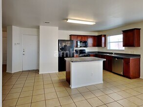 9109 King Ranch Dr in Cross Roads, TX - Building Photo - Building Photo