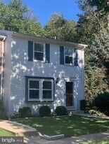 9953 Valley Park Dr in Damascus, MD - Building Photo