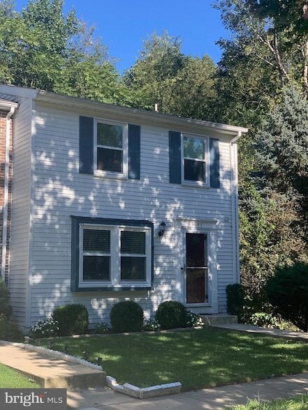 property at 9953 Valley Park Dr