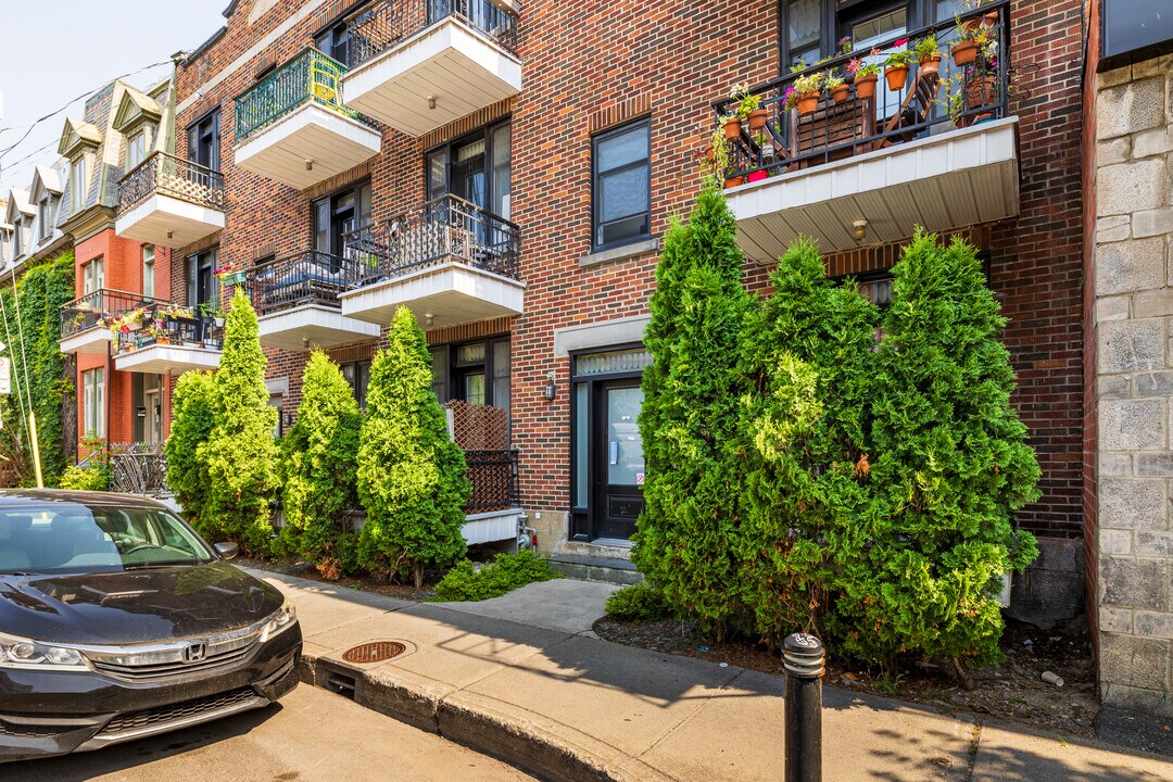 3815 Drolet Rue in Montréal, QC - Building Photo