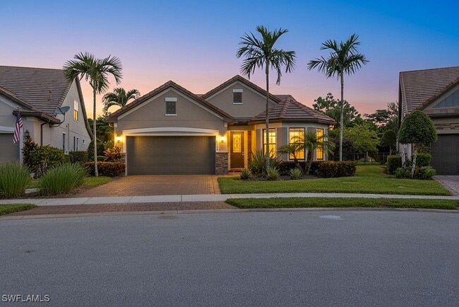 16133 Camden Lakes Cir in Naples, FL - Building Photo - Building Photo