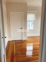 51 Parker St, Unit 3 in Watertown, MA - Building Photo - Building Photo