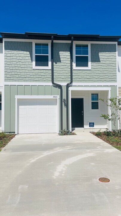 5919 Piney Shrub Pl in St. Cloud, FL - Building Photo