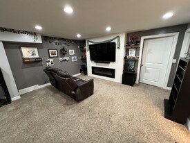 7023 W Saw Timber Way, Unit Basement in West Jordan, UT - Building Photo