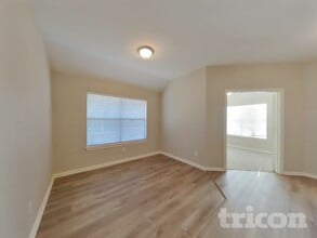 2413 Castle Creek Dr in Little Elm, TX - Building Photo - Building Photo