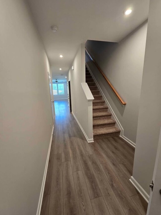 property at 109 Park Ridge Cir