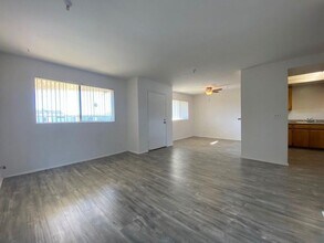 14020 Yukon Avenue, in Hawthorne, CA - Building Photo - Interior Photo