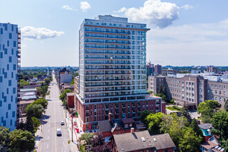 192 Bronson Ave. – The Beckett in Ottawa, ON - Building Photo - Building Photo