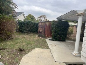 2313 247th St, Unit 2313-11cottage in Lomita, CA - Building Photo - Building Photo