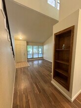 7481 Pocket Rd in Sacramento, CA - Building Photo - Building Photo