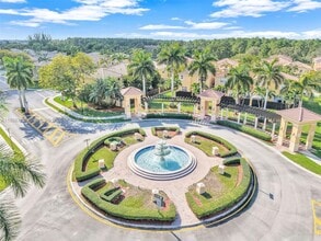 11412 SW 137th Pl in Miami, FL - Building Photo - Building Photo