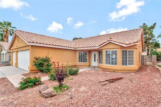 1905 Cam Mirada in North Las Vegas, NV - Building Photo - Building Photo