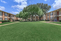 Hazelwood Apartment Homes photo'