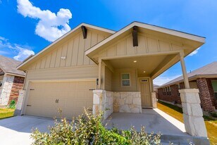 6310 Wolf Pack Dr in Pflugerville, TX - Building Photo