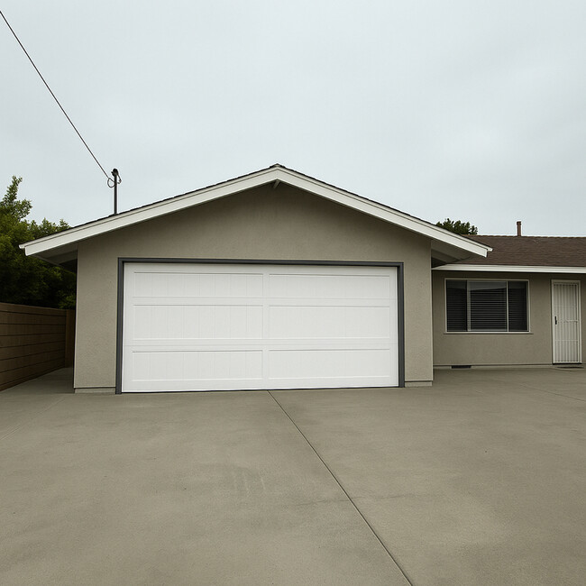 property at 5036 Farago Ave