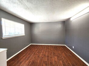 3764 N Nicklas Ave in Oklahoma City, OK - Building Photo - Building Photo
