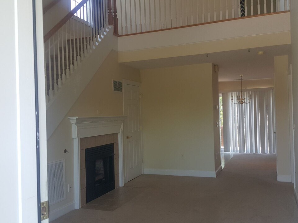 230 Willow Oak Dr NW in Christiansburg, VA - Foto de edificio