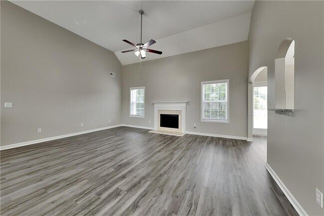 193 Bramlett Meadows Dr in Douglasville, GA - Building Photo - Building Photo