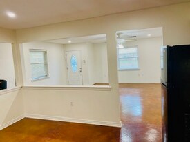 46 Crislaur Ave in Harahan, LA - Building Photo