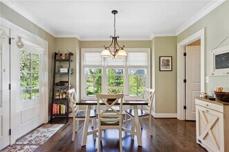 253 N Forest Ave NE in Marietta, GA - Building Photo - Building Photo