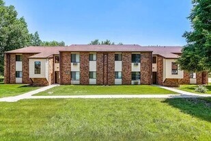 223 4th Ave in Grinnell, IA - Building Photo