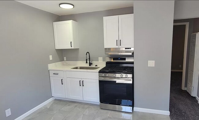 4033 5th St in Riverside, CA - Building Photo - Building Photo