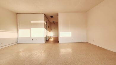 280 Marin Blvd, Unit 19D in Jersey City, NJ - Building Photo - Building Photo