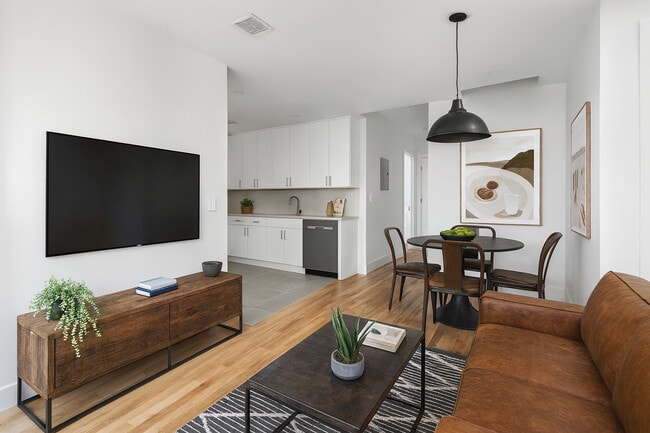 251 Van Brunt St in Brooklyn, NY - Building Photo - Building Photo