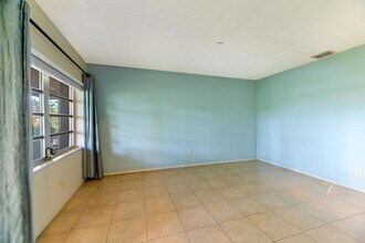 2204 NW 3rd Ave, Unit 1-2 in Wilton Manors, FL - Foto de edificio - Building Photo