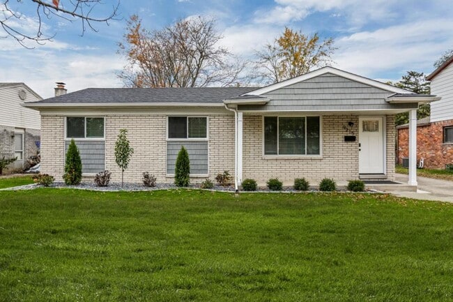 property at 9215 Tavistock Dr