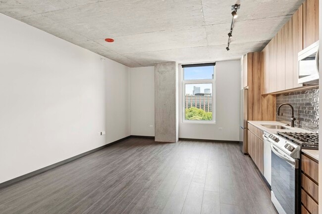 property at 154 N Ashland Ave