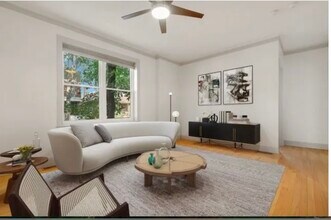 3737 N Leavitt St, Unit 3N in Chicago, IL - Foto de edificio - Building Photo