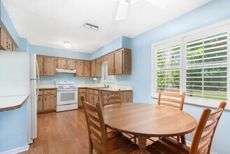 13922 SE 124th St in Ocklawaha, FL - Building Photo - Building Photo